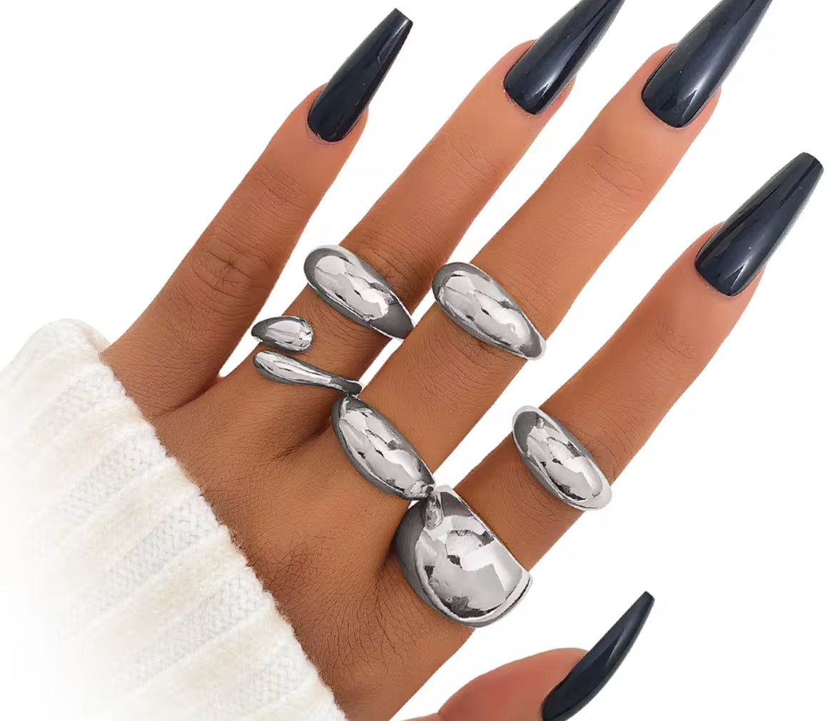 Chunky Stacked Water Drop Rings